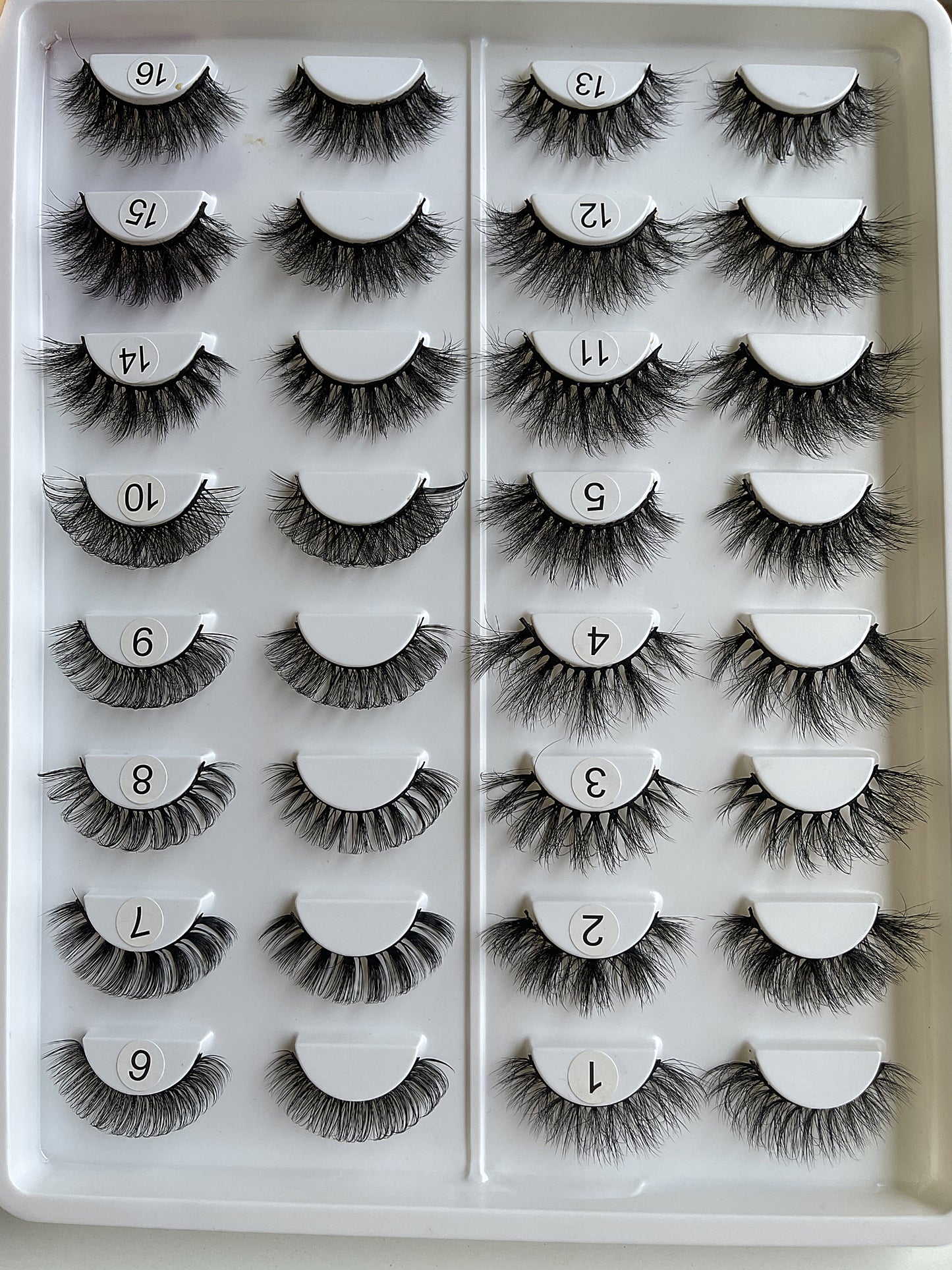 10 Natural Lashes Packs